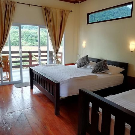 Riverview Bungalows & Gh Muang Ngoi Bagian luar foto