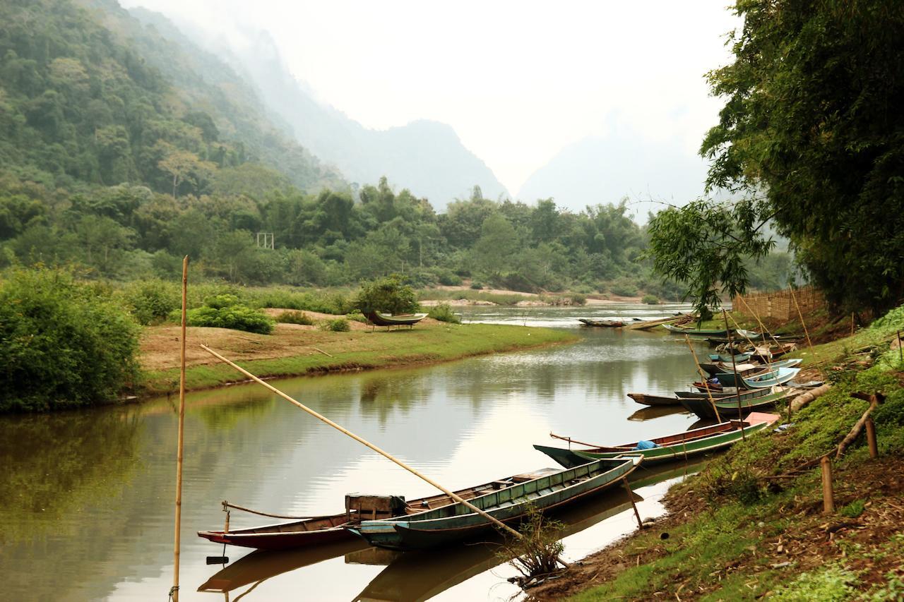 Riverview Bungalows & Gh Muang Ngoi Bagian luar foto