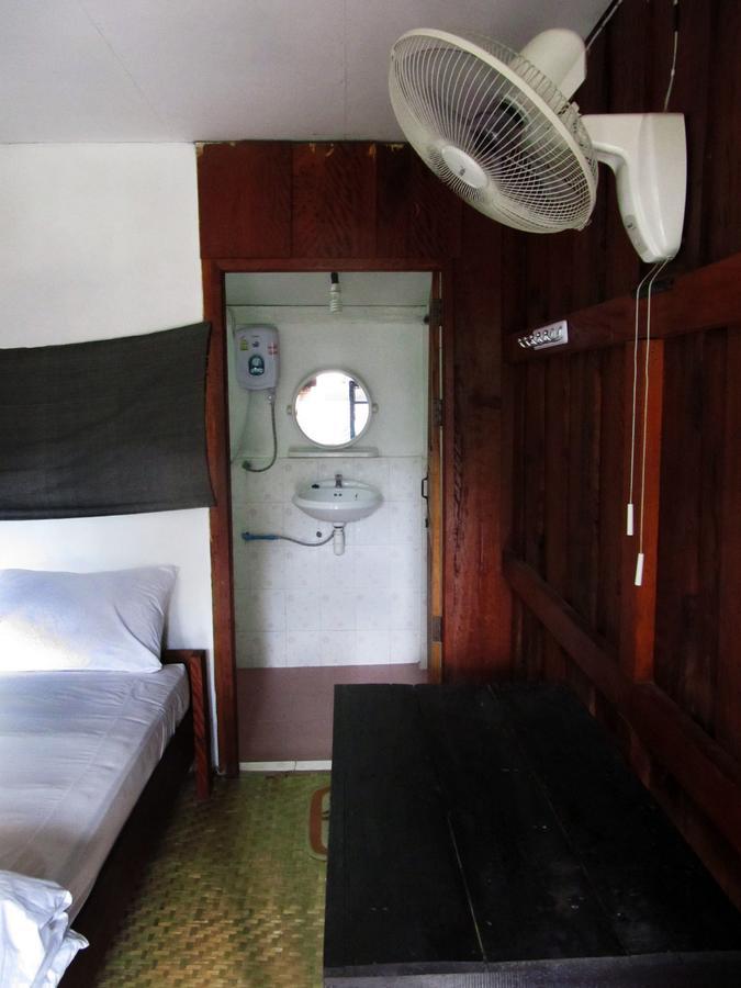 Riverview Bungalows & Gh Muang Ngoi Ruang foto