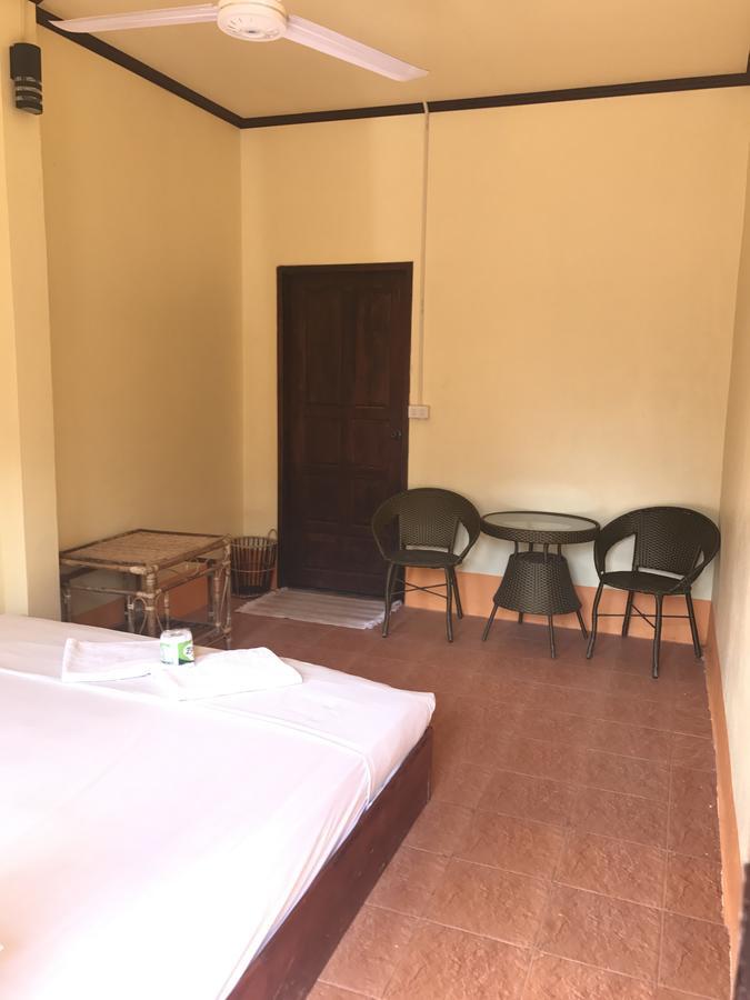 Riverview Bungalows & Gh Muang Ngoi Bagian luar foto