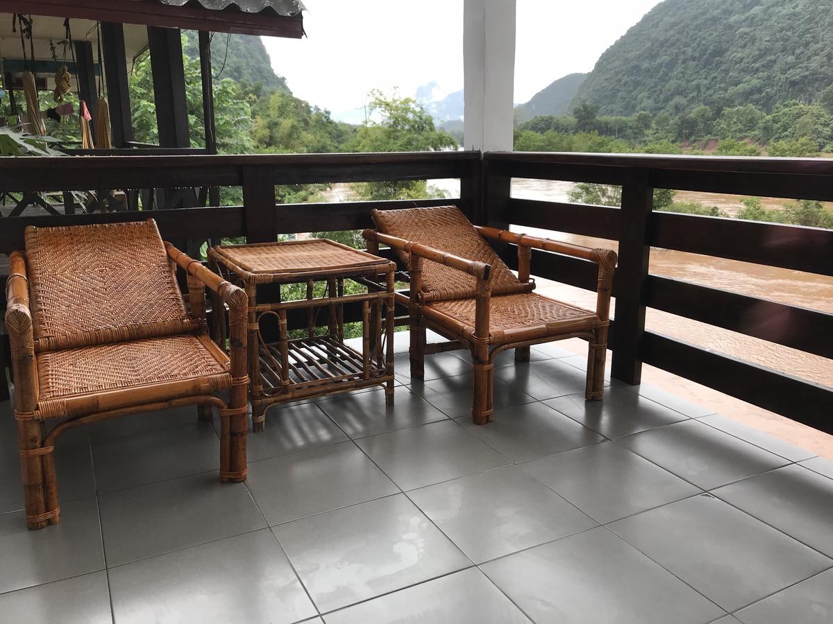 Riverview Bungalows & Gh Muang Ngoi Bagian luar foto