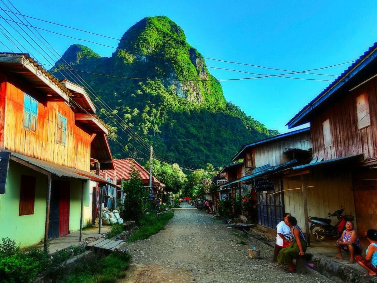 Riverview Bungalows & Gh Muang Ngoi Bagian luar foto